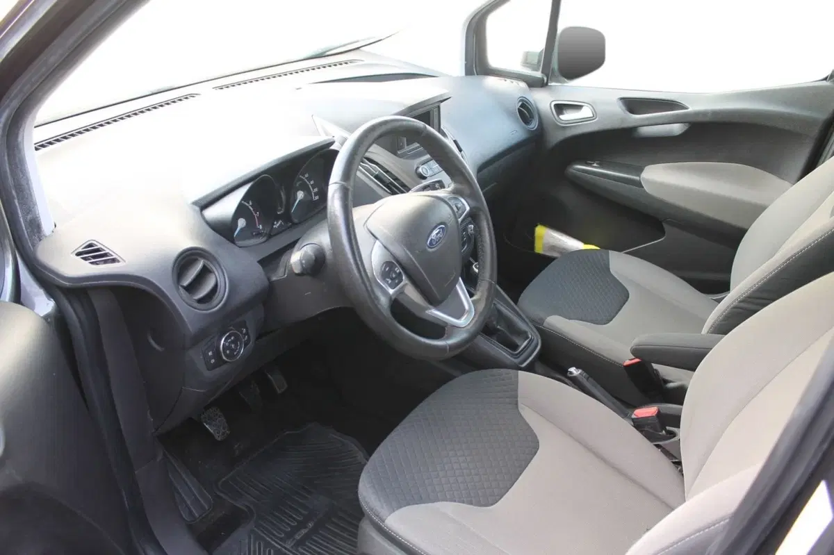 Ford Tourneo Courier usata a Cuneo (8)