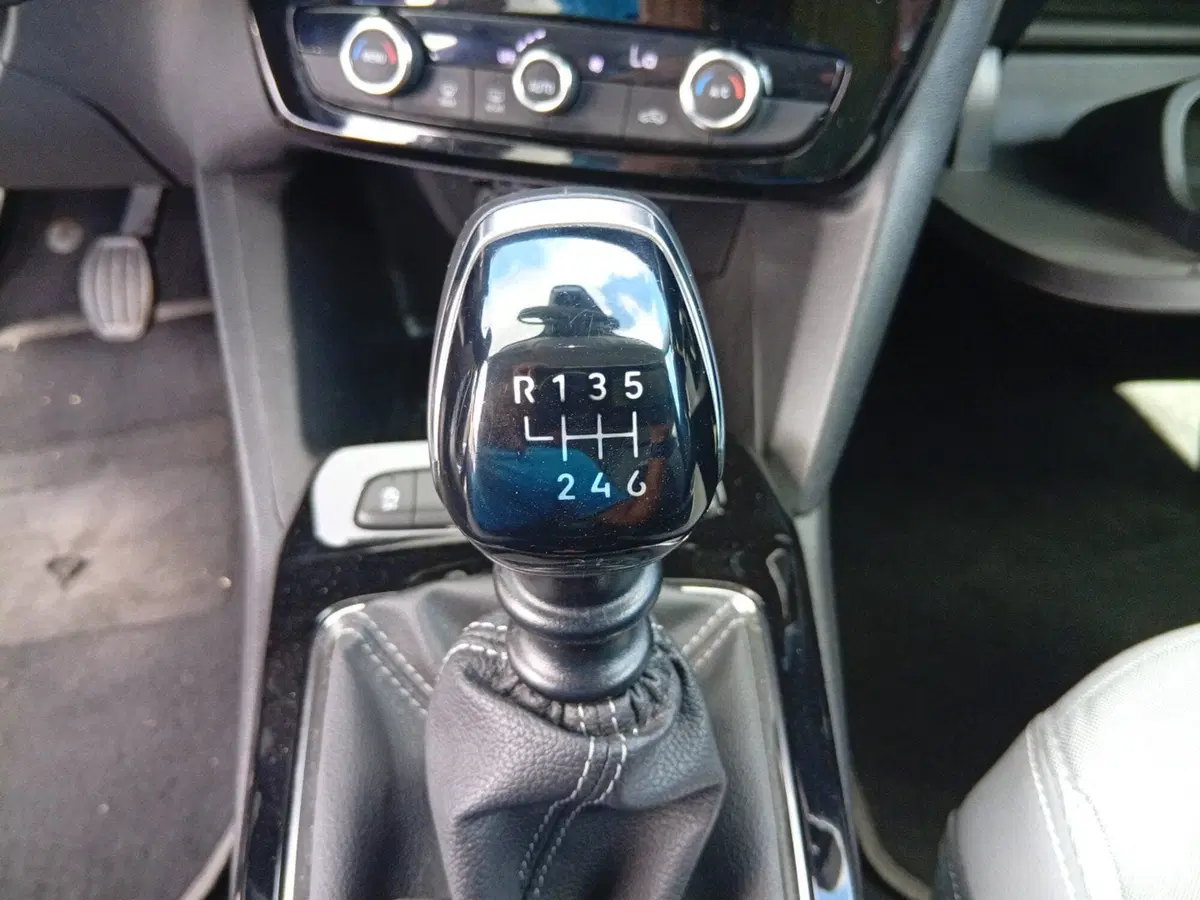 Opel Mokka usata a Catania (18)