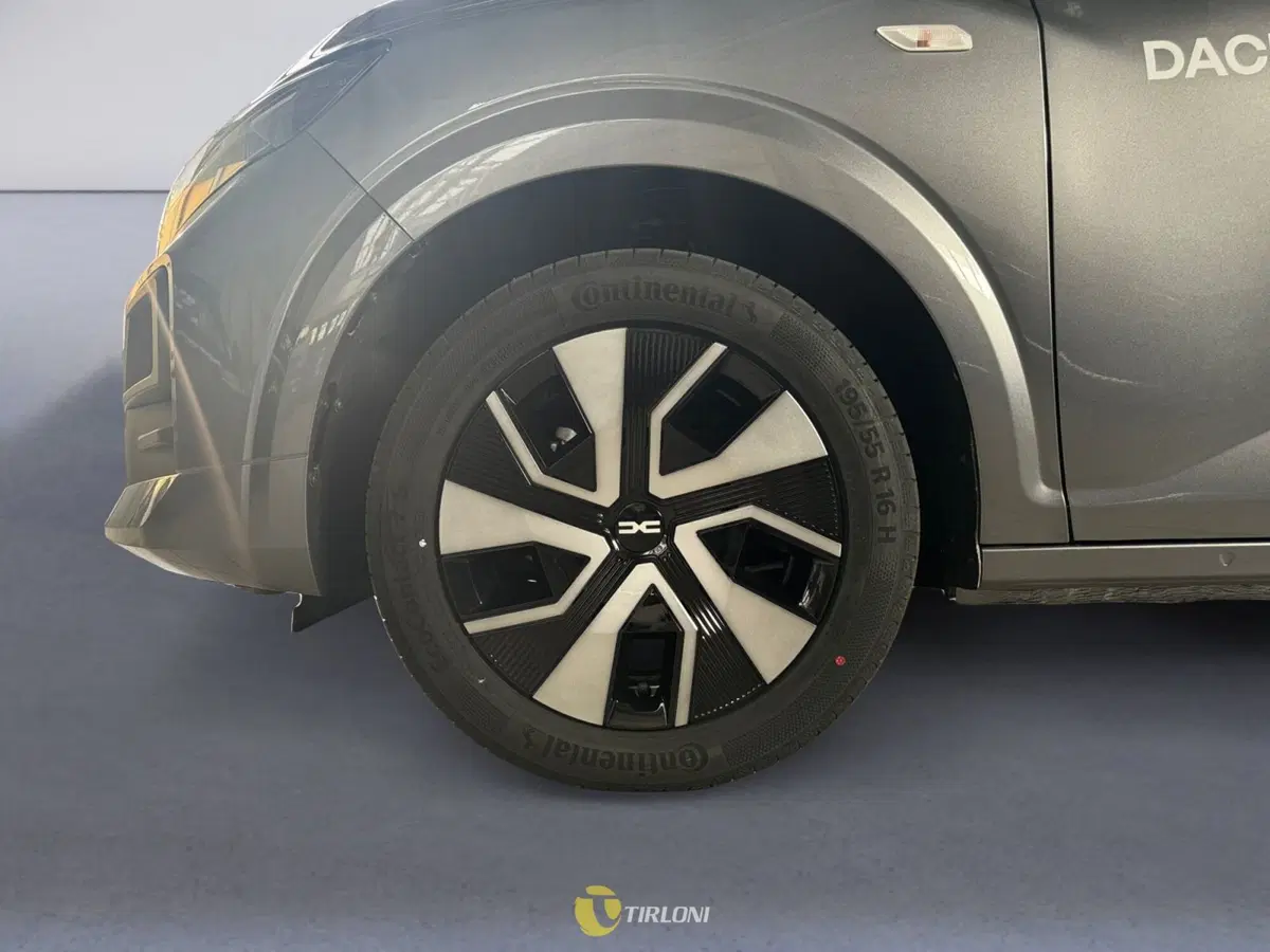 Dacia Sandero usata a Milano (3)