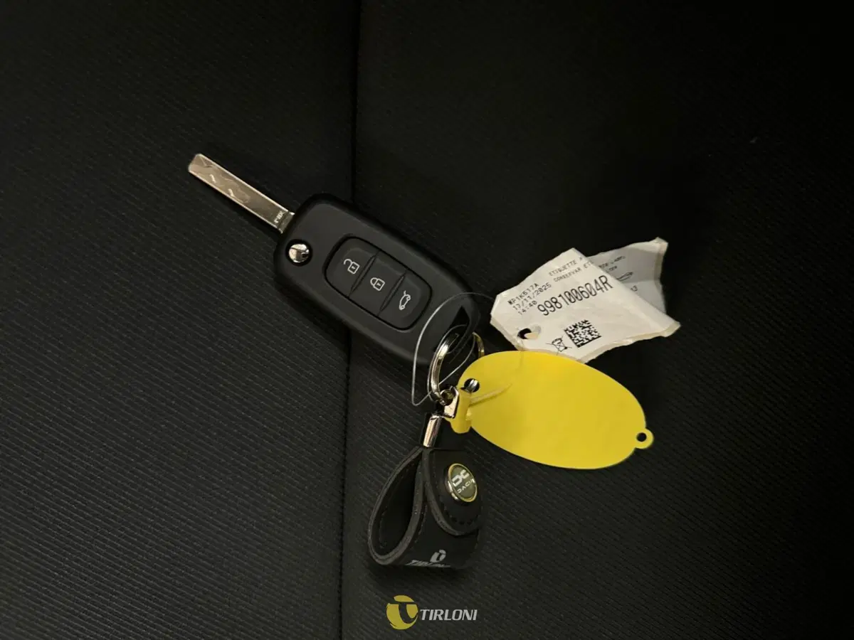 Dacia Sandero usata a Milano (4)