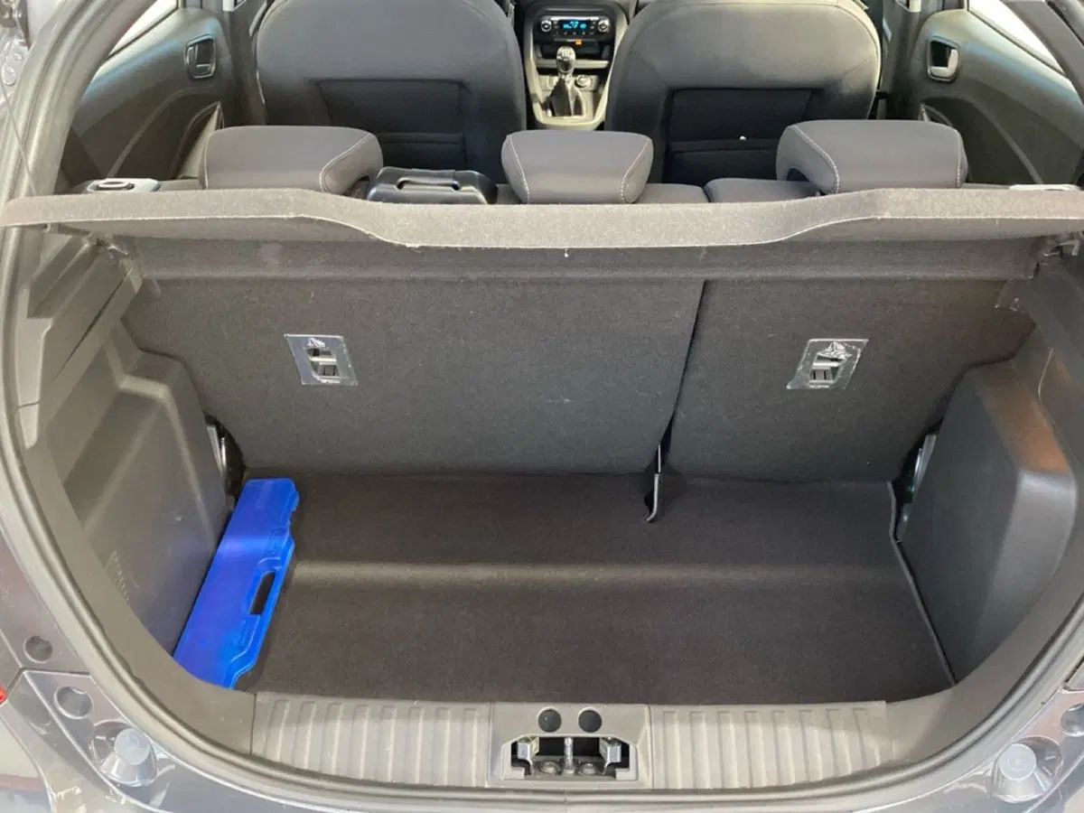Ford Ka+ usata a Lodi (7)