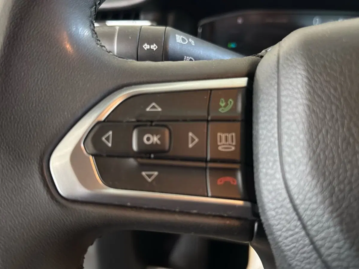 Jeep Compass usata a Brescia (16)