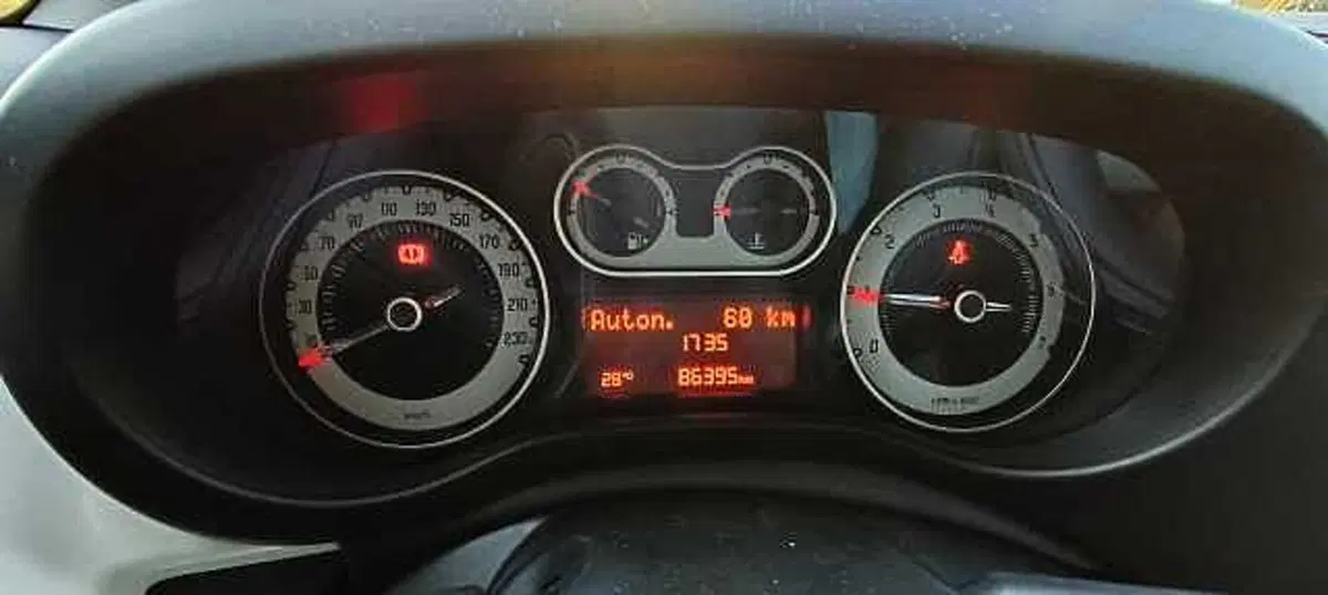 Fiat 500L usata a Viterbo (7)