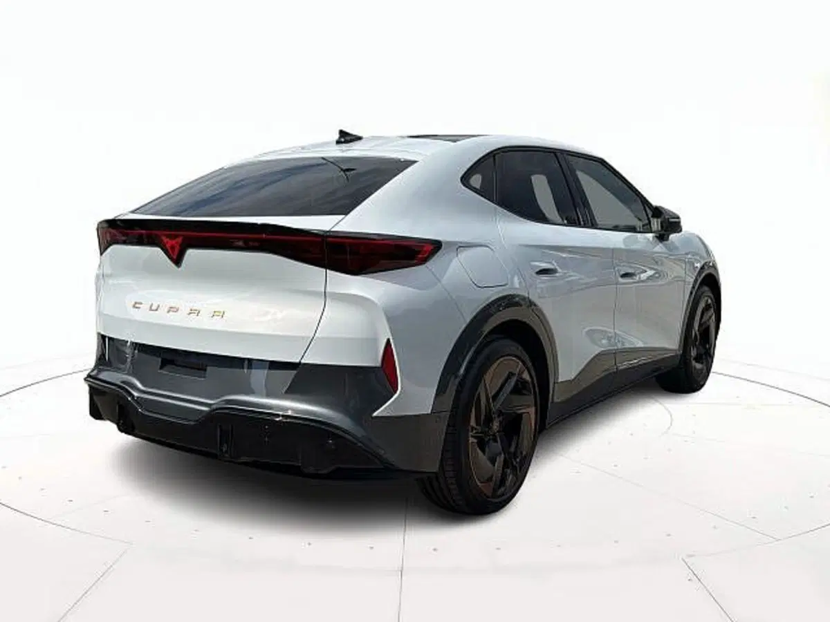 Cupra Tavascan nuova a Vicenza (3)