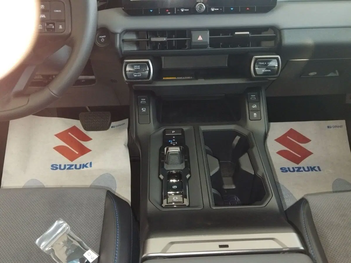Suzuki Across nuova a Milano (13)