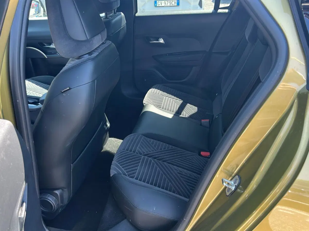 Lancia Ypsilon usata a Roma (2)