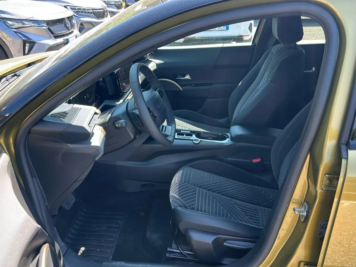 Lancia Ypsilon usata a Roma (3)