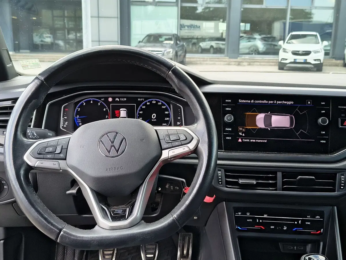 Volkswagen Taigo usata a Padova (8)