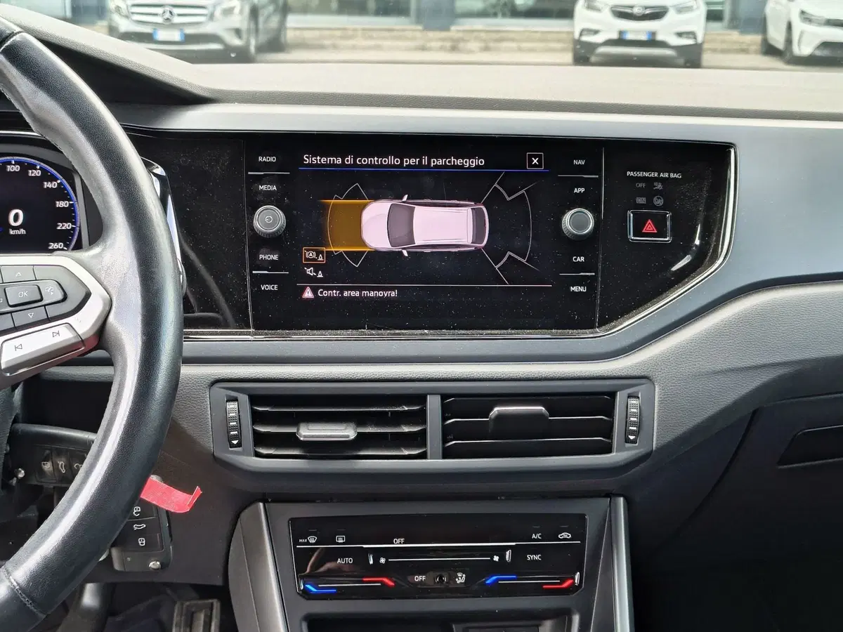Volkswagen Taigo usata a Padova (9)