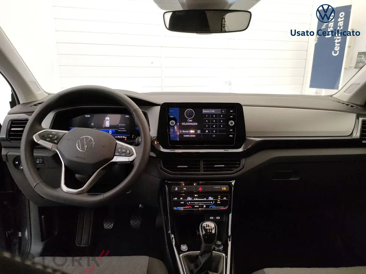 Volkswagen T-Cross nuova a Varese (4)