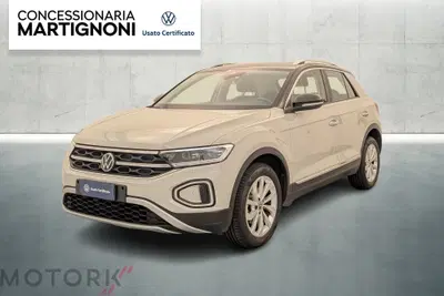 Volkswagen T-Roc 2.0 tdi Style 115cv del 2023 usata a Busto Arsizio