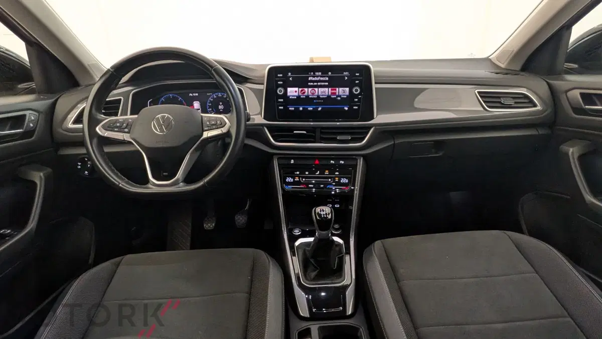 Volkswagen T-Roc usata a Varese (2)