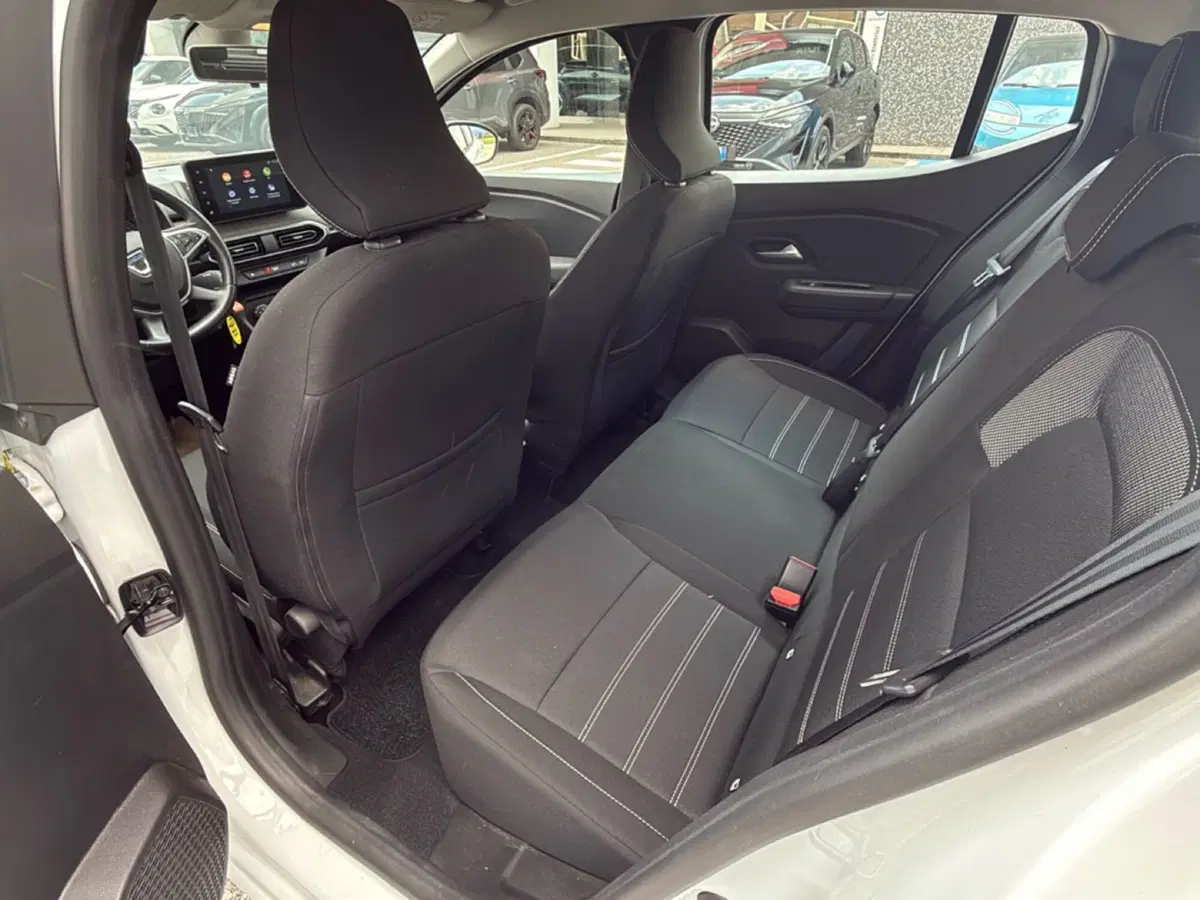 Dacia Sandero usata a Vicenza (9)