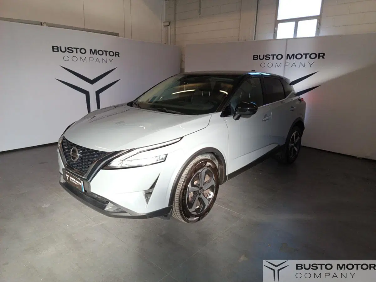 Nissan Qashqai usata a Varese (2)
