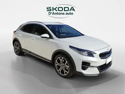 Kia XCeed 1.6 gdi phev Evolution 141cv dct del 2022 usata a Taranto