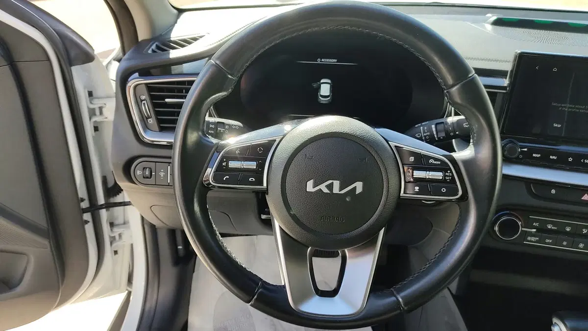 Kia XCeed usata a Taranto (8)