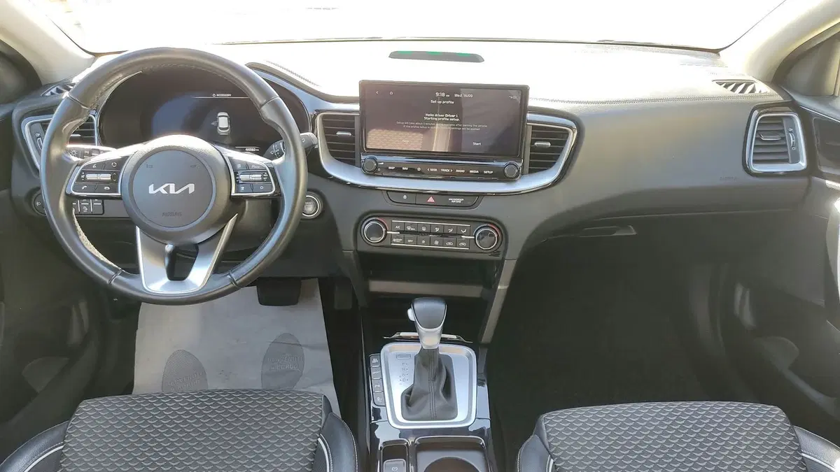 Kia XCeed usata a Taranto (9)