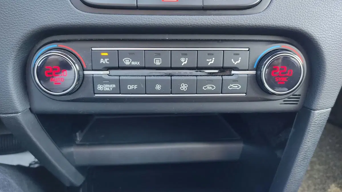 Kia XCeed usata a Taranto (12)