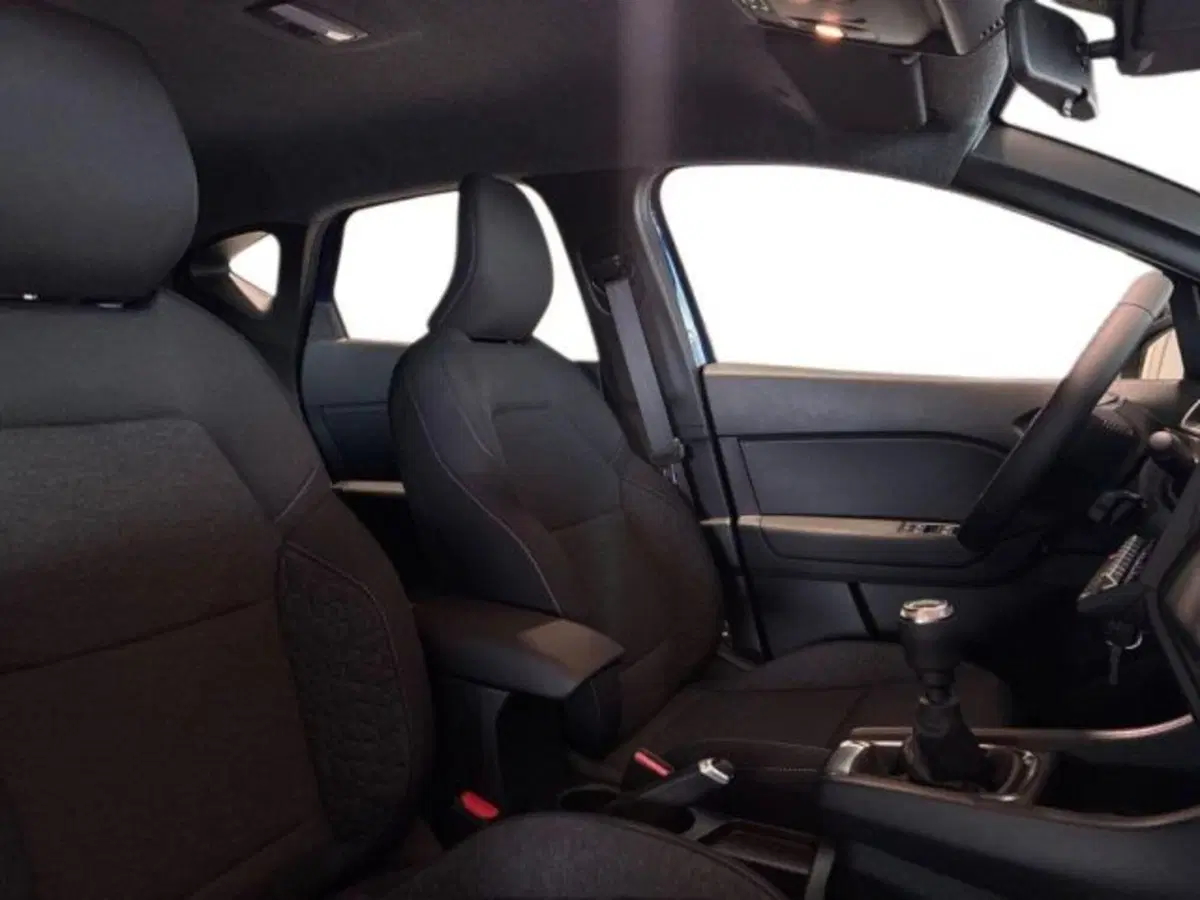 Renault Captur nuova a Ancona (16)