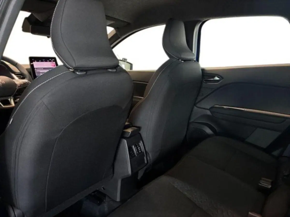 Renault Captur nuova a Ancona (17)