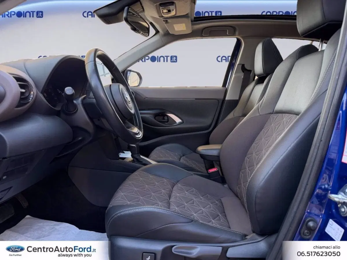 Toyota Yaris Cross usata a Roma (9)