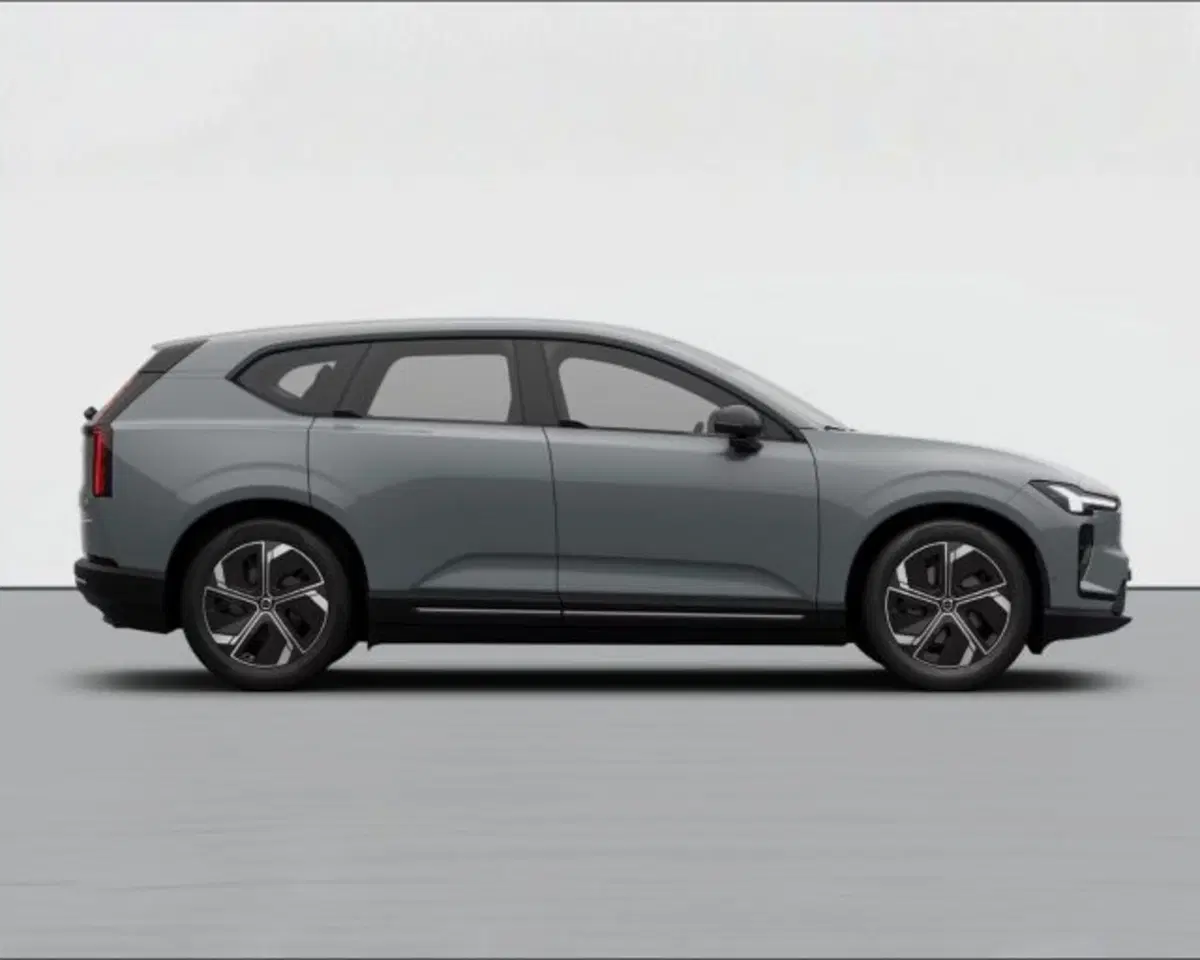Volvo EX60 nuova a Treviso (5)