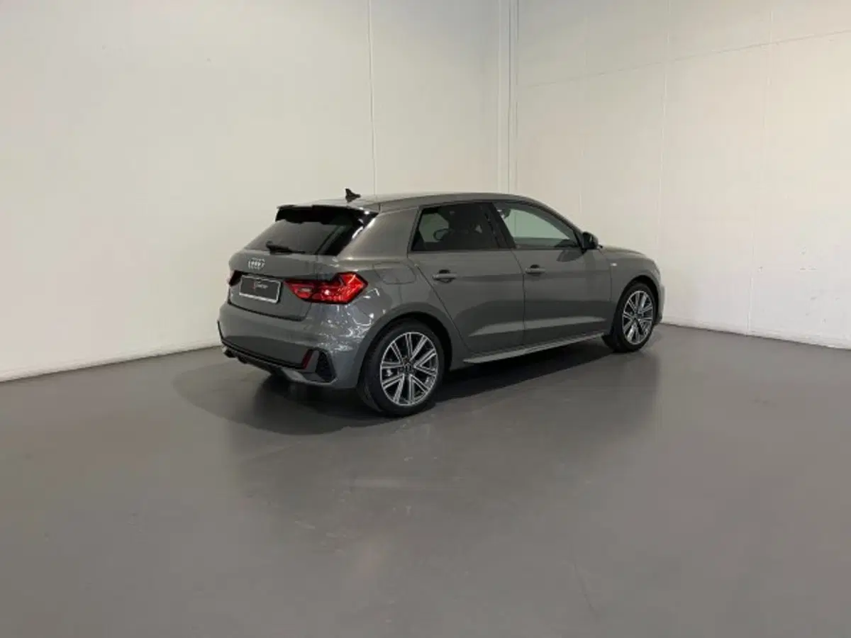 Audi A1 Sportback nuova a Treviso (2)