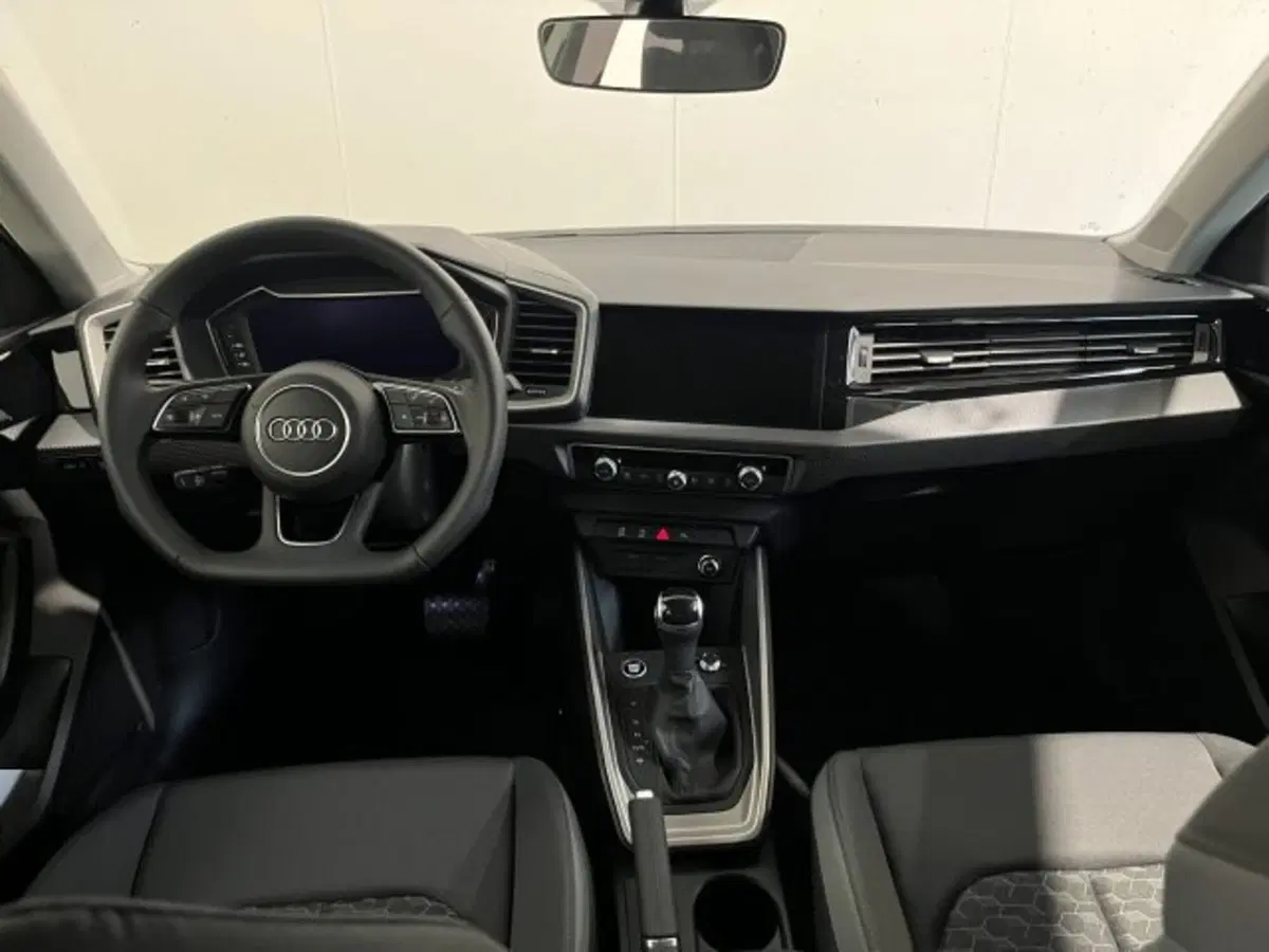 Audi A1 Sportback nuova a Treviso (4)