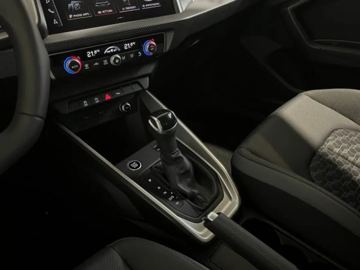 Audi A1 Sportback nuova a Treviso (9)