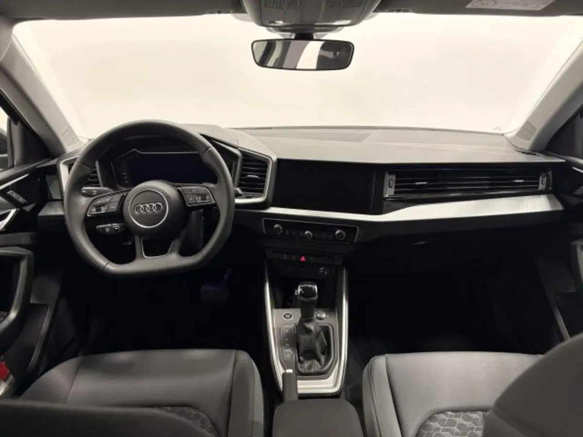 Audi A1 Sportback nuova a Treviso (4)