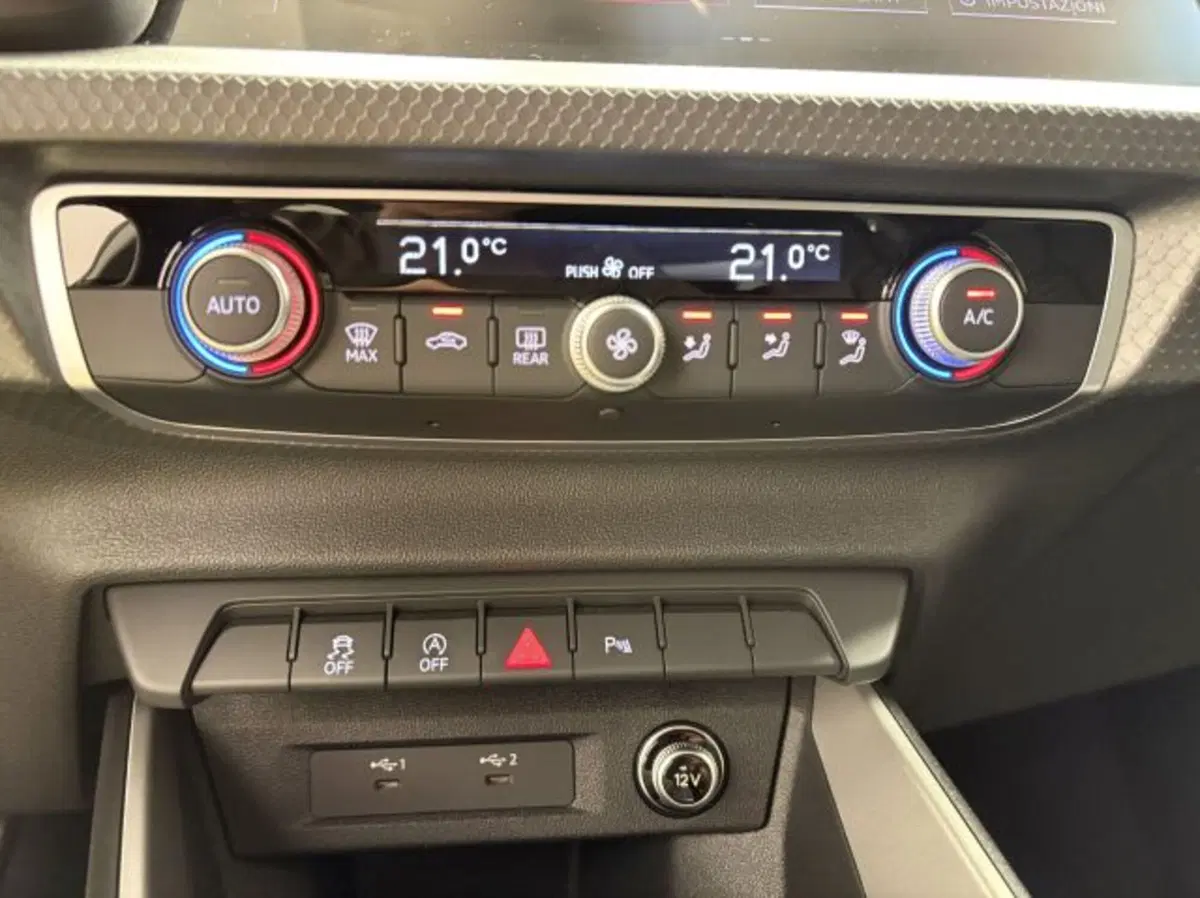 Audi A1 Sportback nuova a Treviso (8)