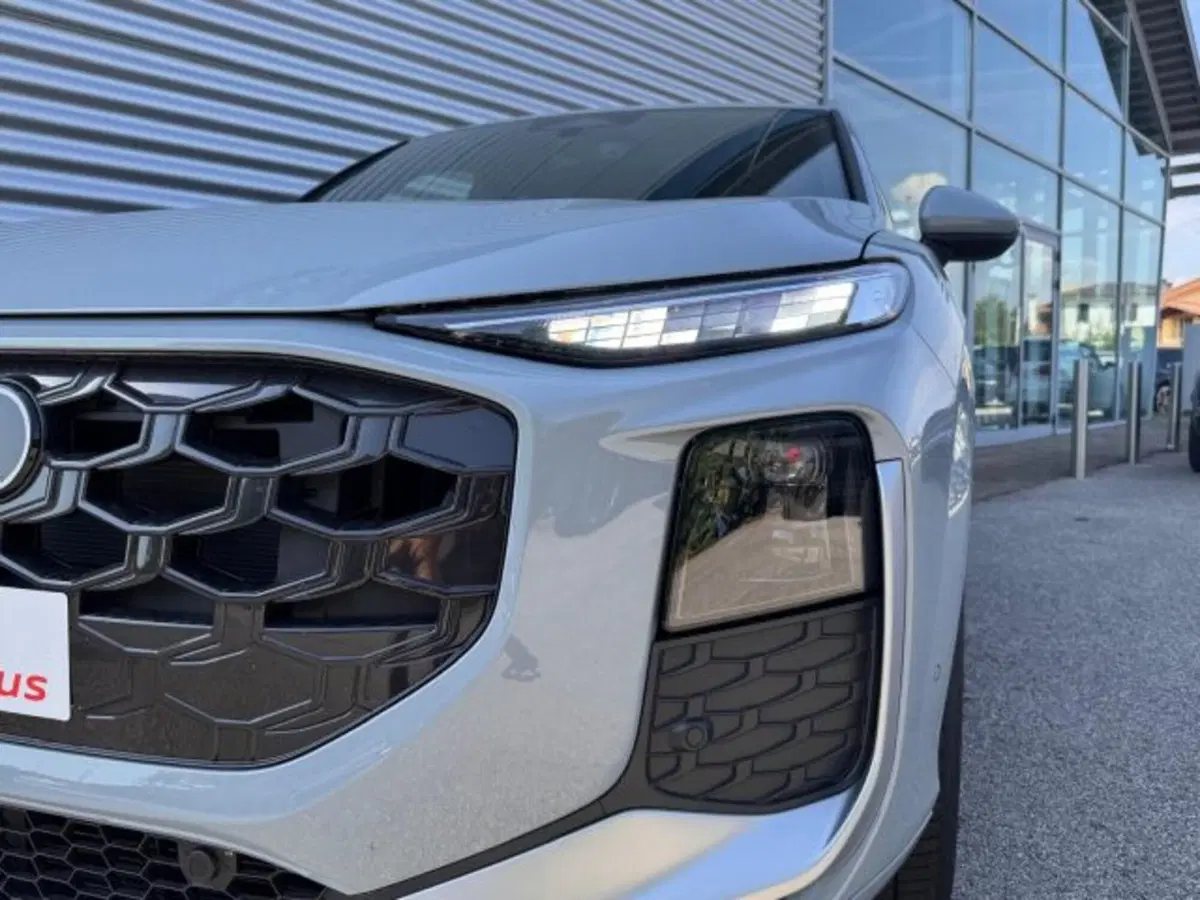 Audi Q3 nuova a Treviso (13)