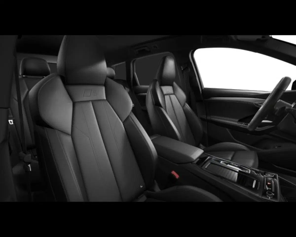 Audi Q6 Sportback nuova a Treviso (7)