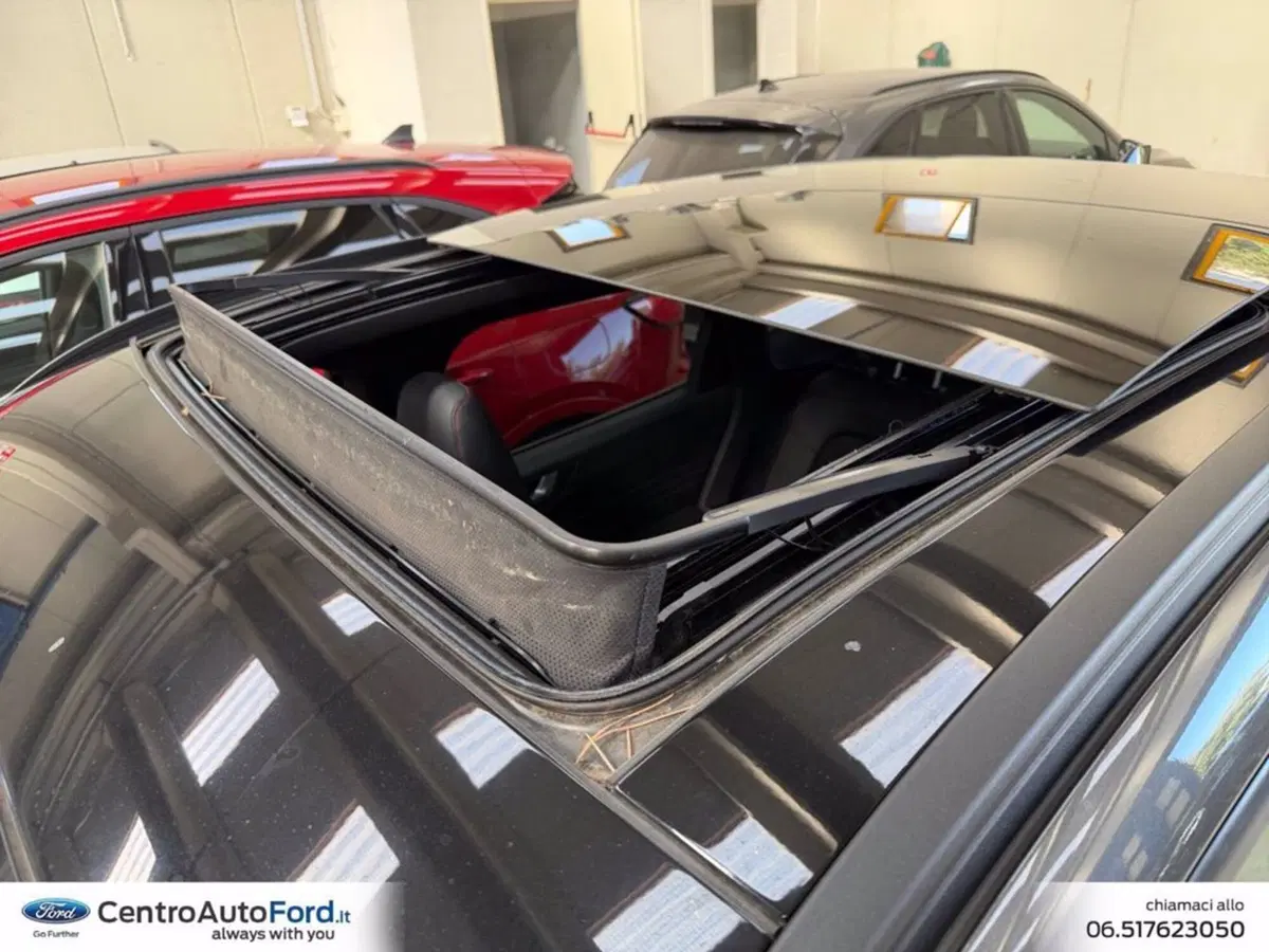 Ford Kuga usata a Roma (17)