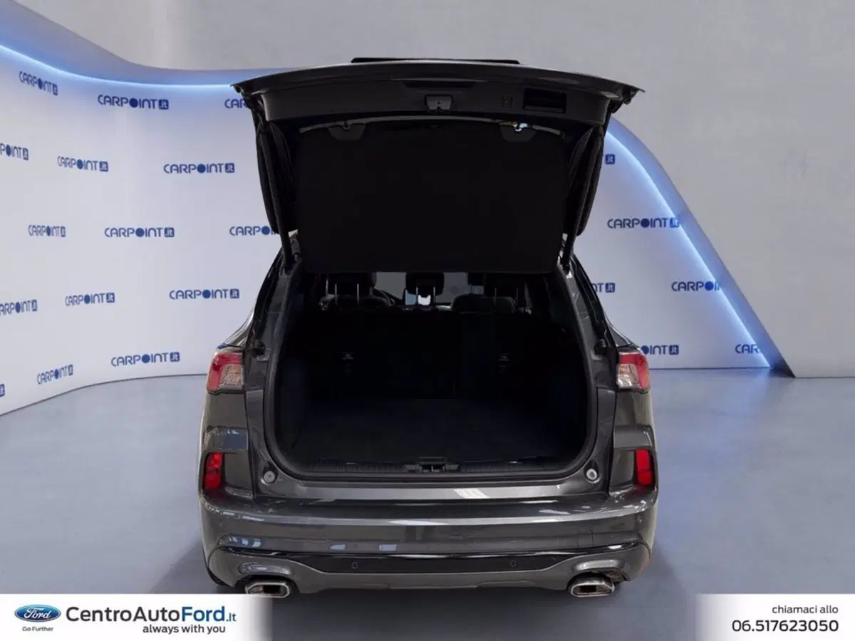 Ford Kuga usata a Roma (18)