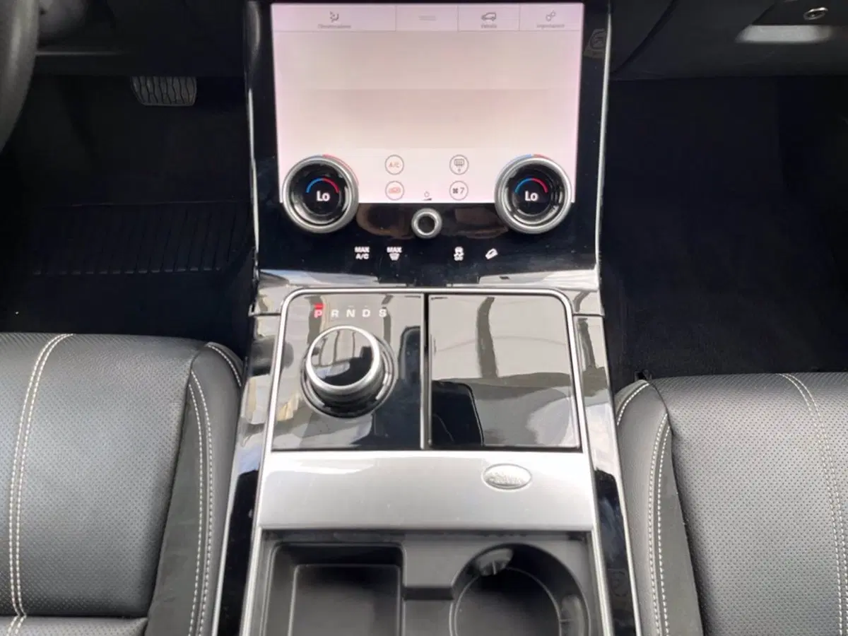 Land Rover Range Rover Velar usata a Milano (16)