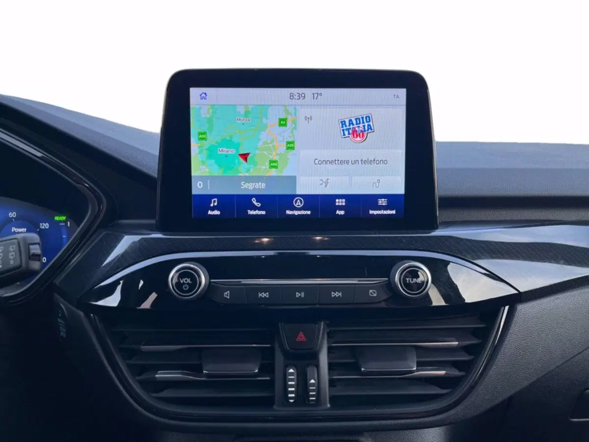 Ford Kuga usata a Milano (14)