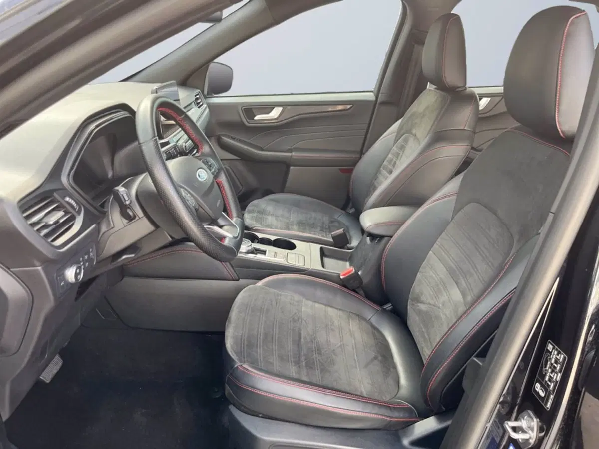 Ford Kuga usata a Milano (10)