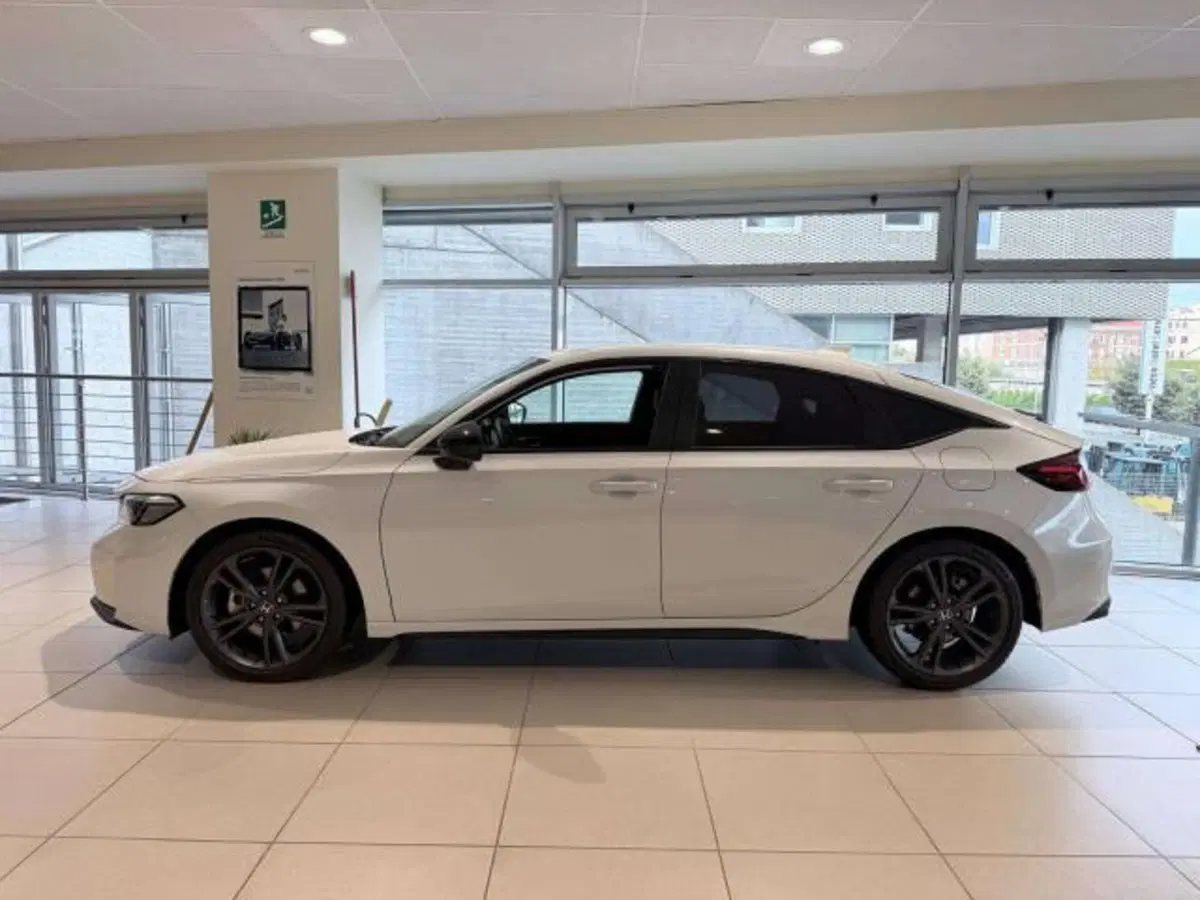 Honda Civic nuova a Savona (3)