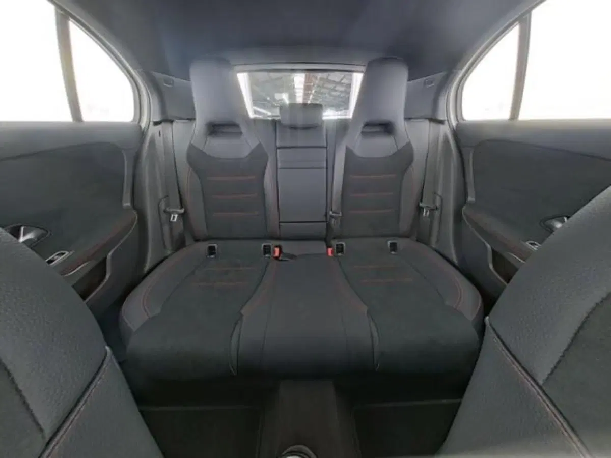 Mercedes-Benz Classe A usata a Milano (8)