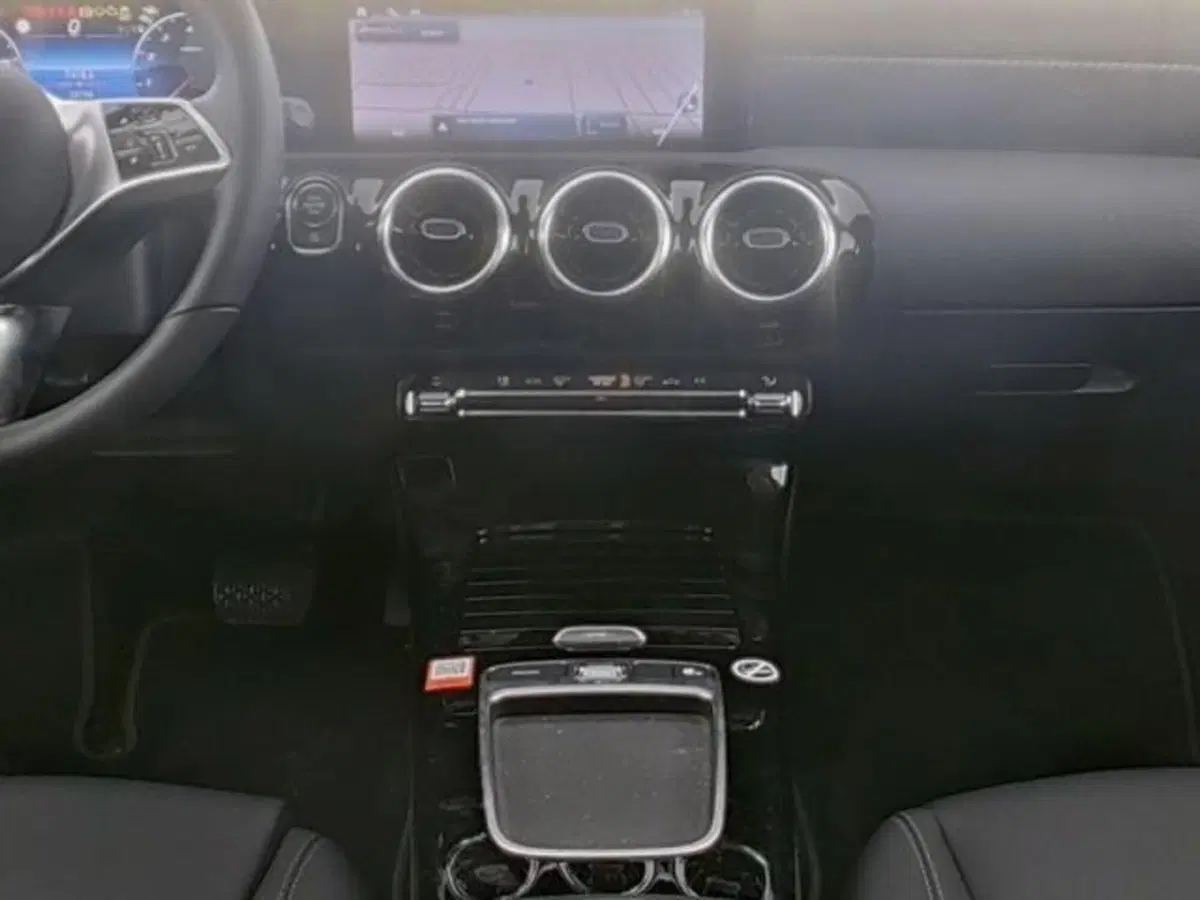 Mercedes-Benz Classe A usata a Milano (5)
