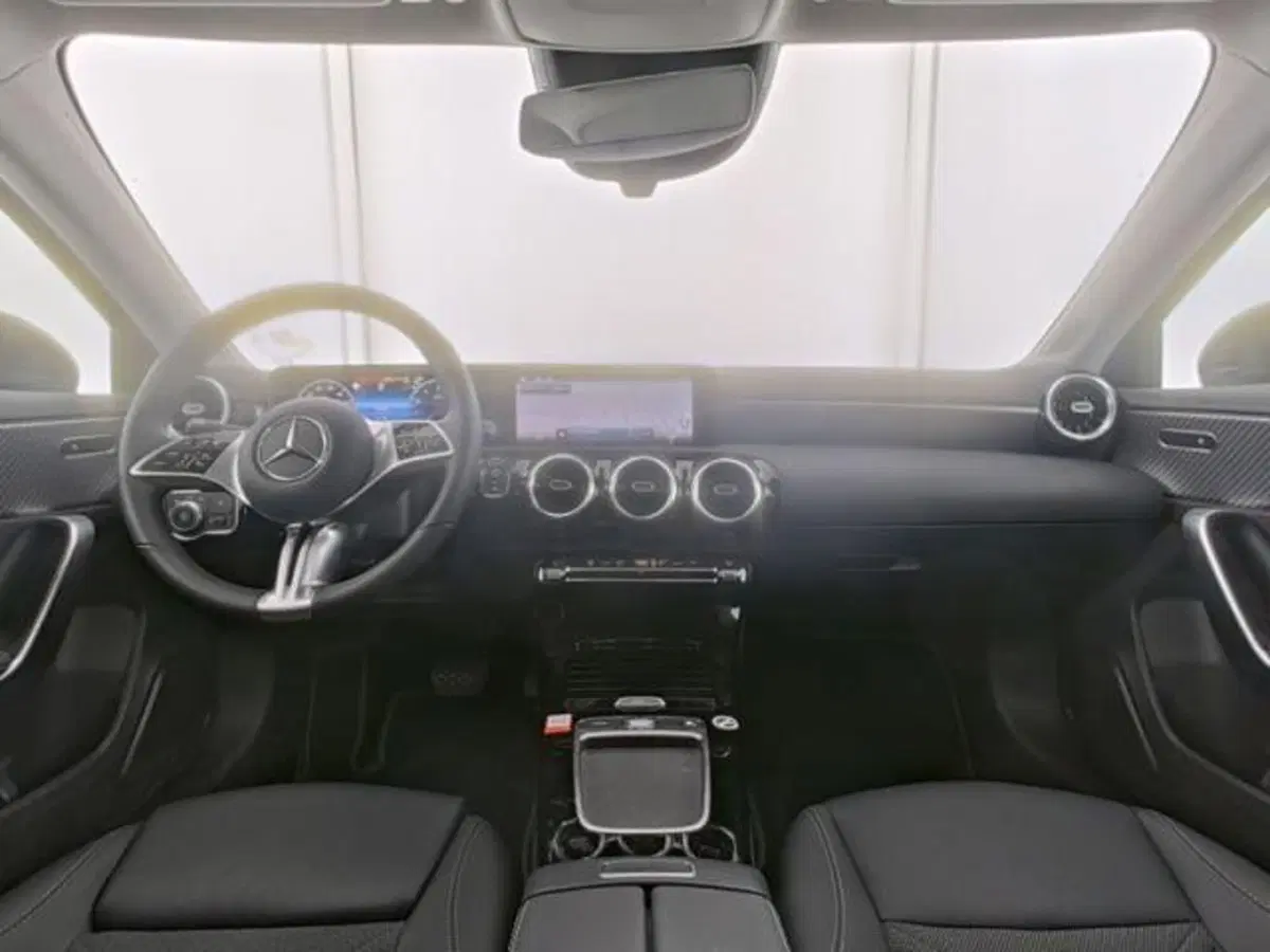 Mercedes-Benz Classe A usata a Milano (7)