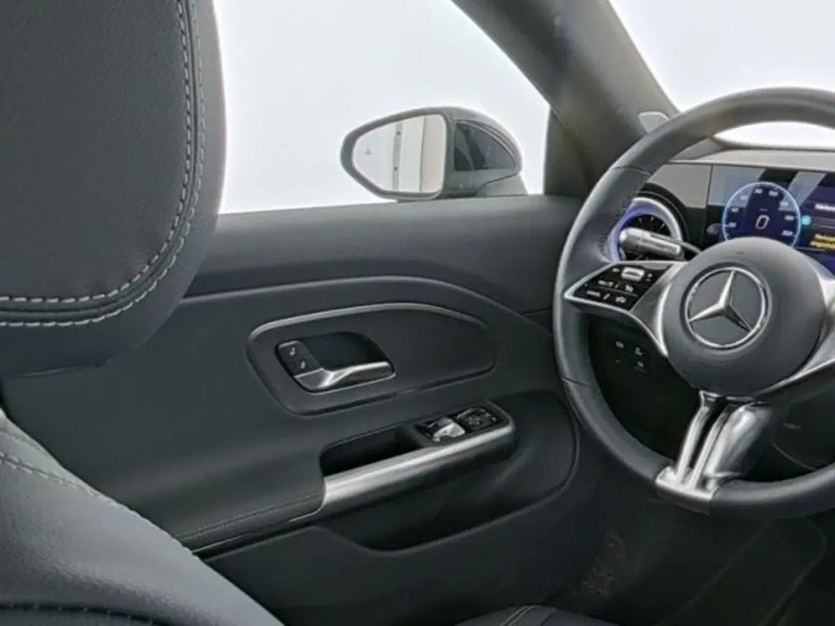 Mercedes-Benz CLA usata a Milano (8)
