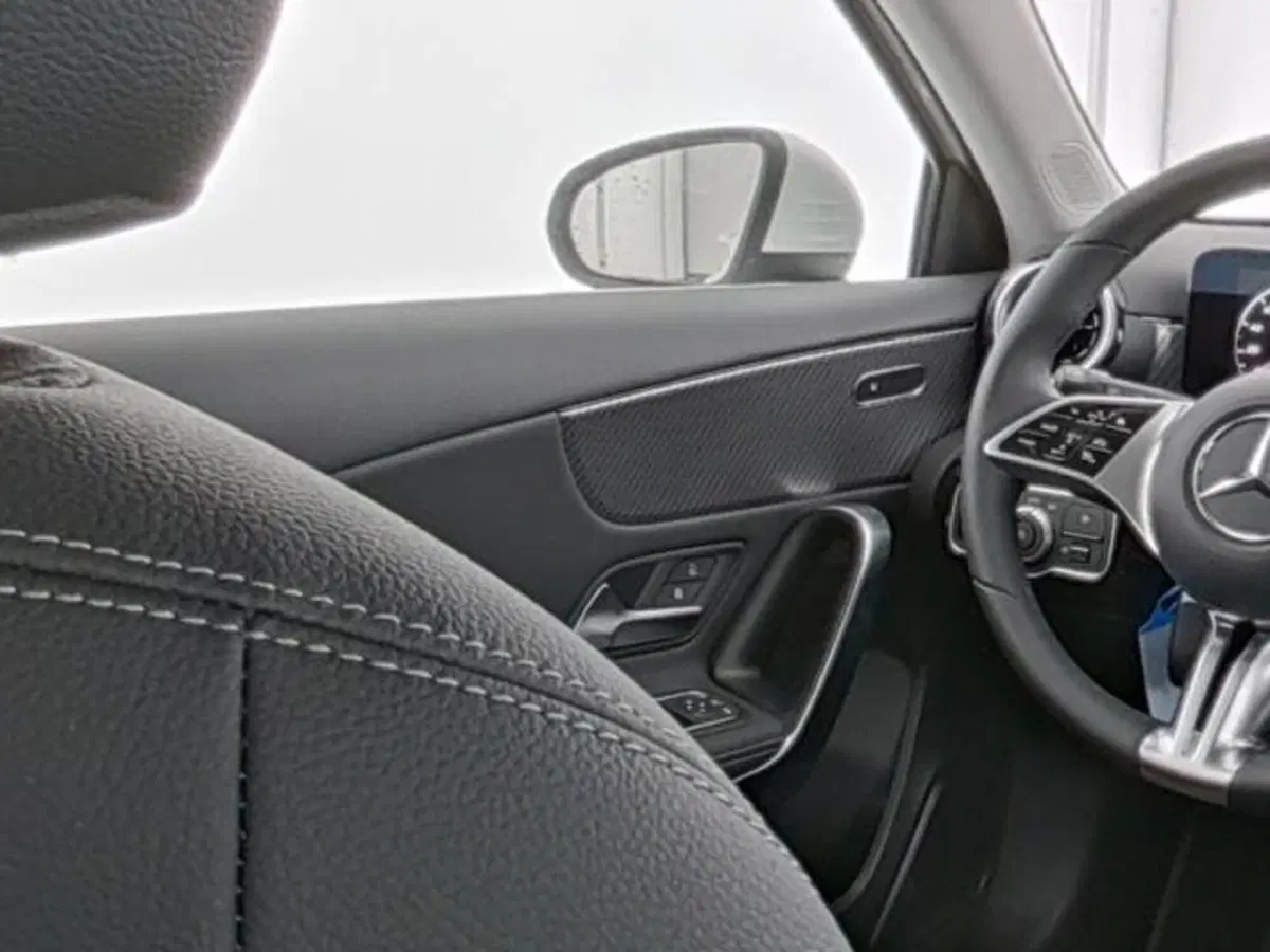 Mercedes-Benz Classe A usata a Milano (8)