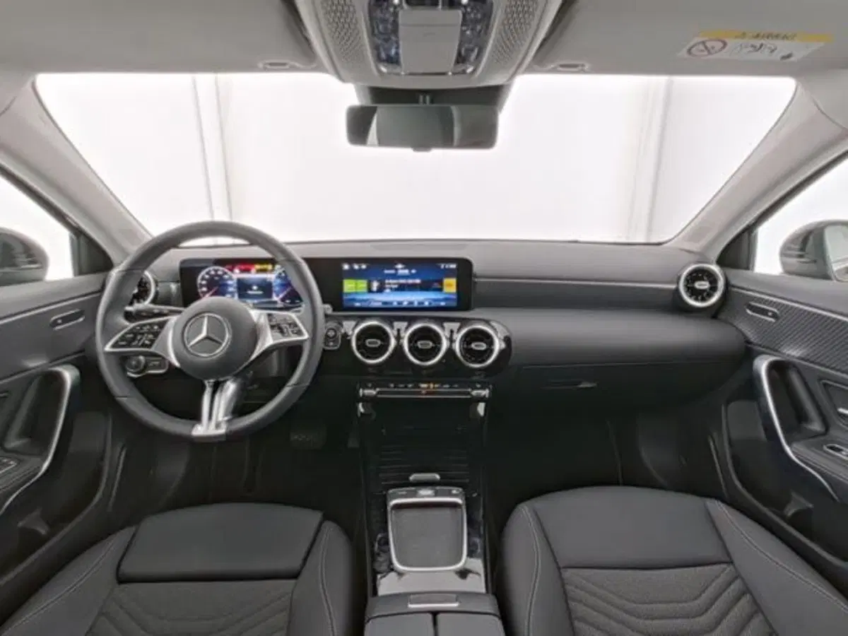Mercedes-Benz Classe A usata a Milano (8)