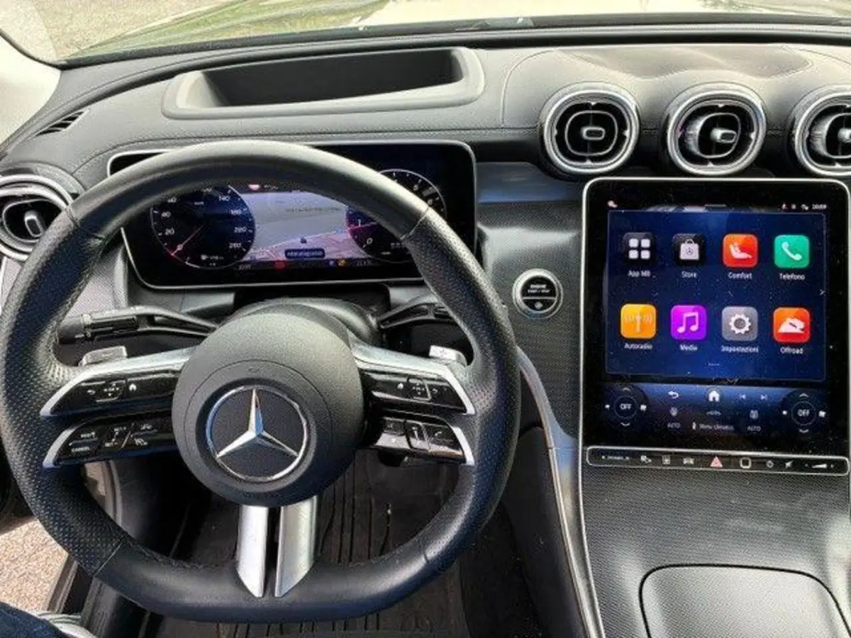 Mercedes-Benz GLC usata a Milano (11)