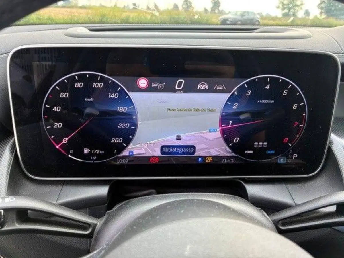 Mercedes-Benz GLC usata a Milano (9)