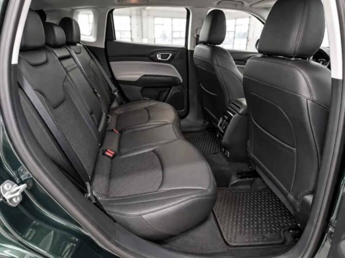 Jeep Compass usata a Firenze (11)