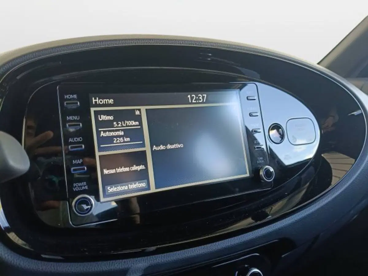 Toyota Aygo X usata a Teramo (13)