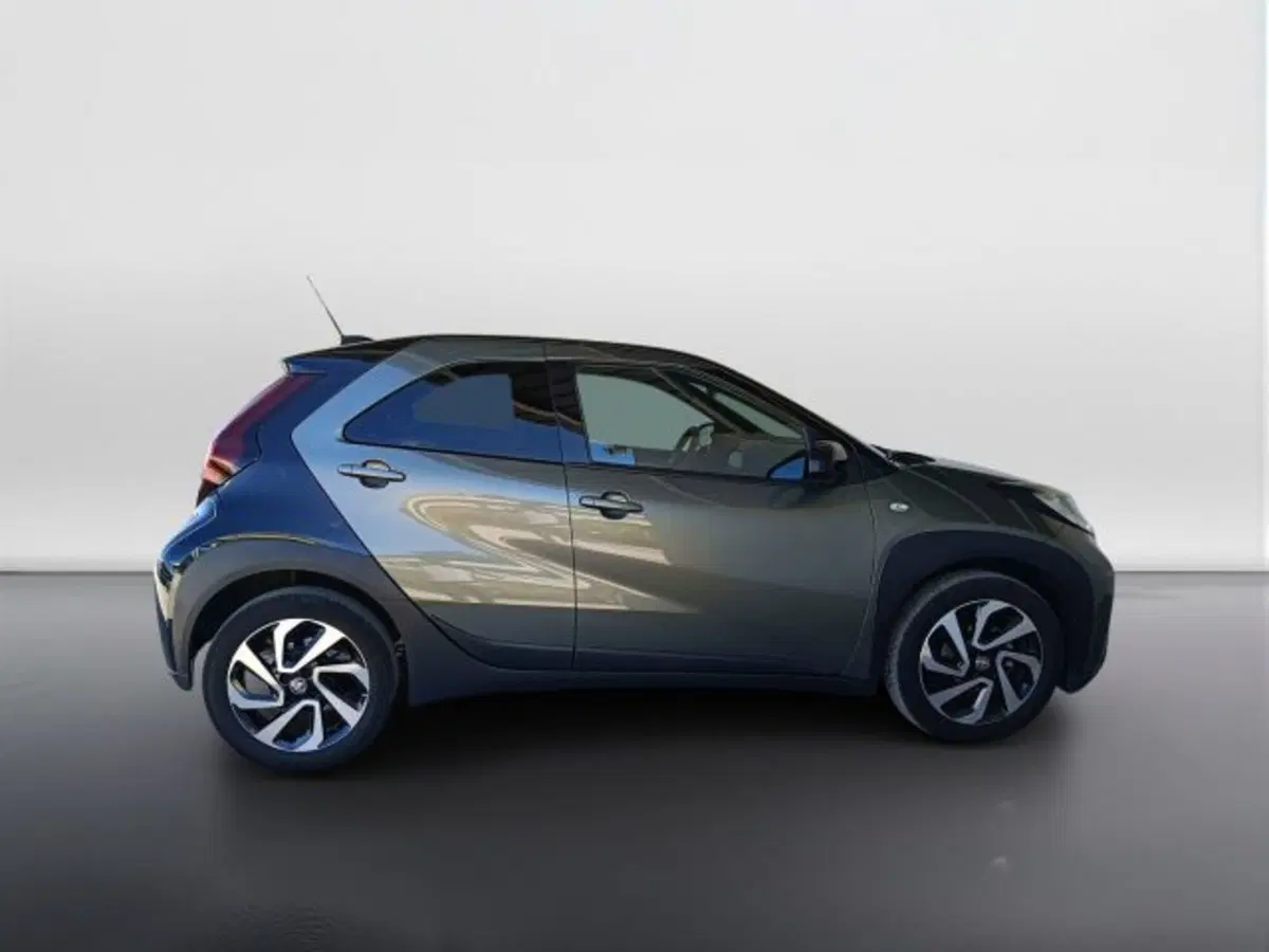 Toyota Aygo X usata a Teramo (3)